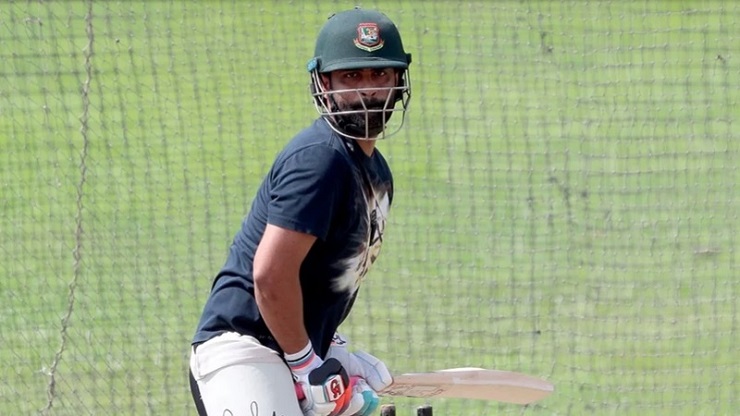 Tamim practicando con el bate en Mirpur, ¿regresando a la selección nacional?