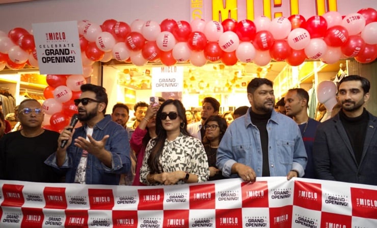 Tahsan Khan and Nadia inaugurate MICLO's new showroom at Bashundhara City